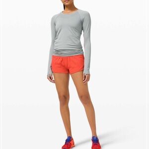 Lululemon Hotty Hot 2.5” Low Rise Shorts